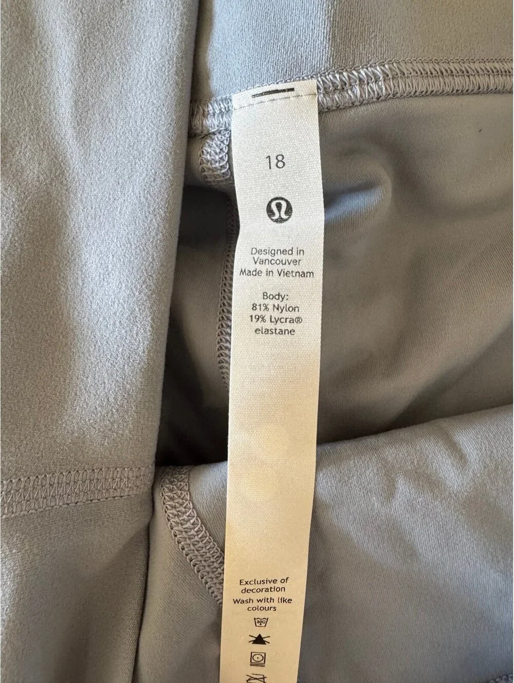 Lululemon Align High Rise 28” Chambray Size 18 NWT